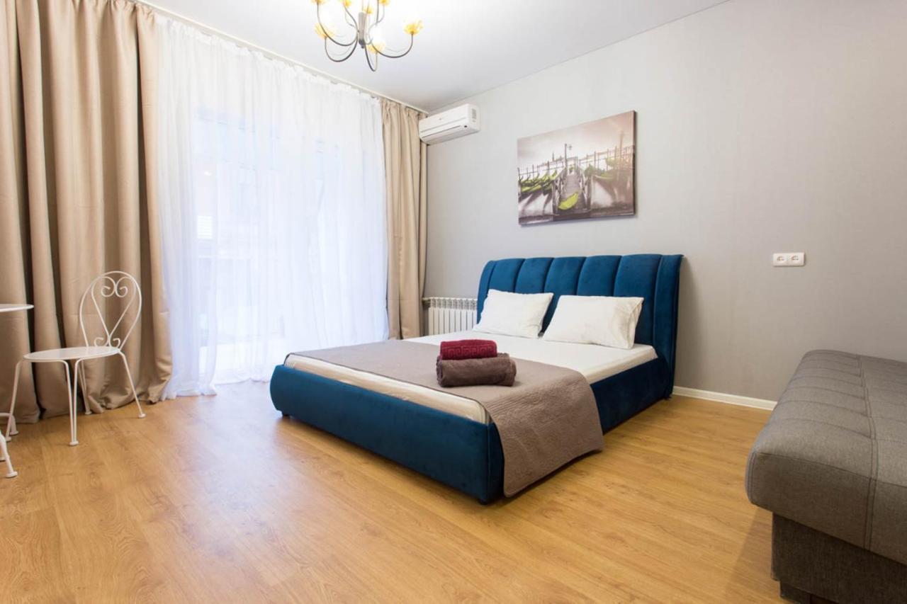 Studio Near Metro Yaroslava Mudroho, Universytet - Mykoly Khvylovoho Str 5-3 Harkiv Dış mekan fotoğraf