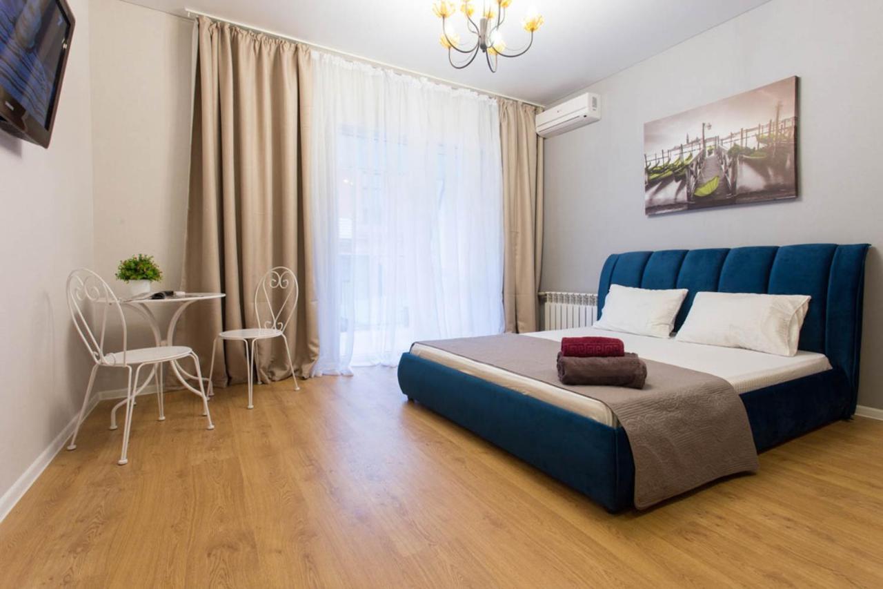 Studio Near Metro Yaroslava Mudroho, Universytet - Mykoly Khvylovoho Str 5-3 Harkiv Dış mekan fotoğraf