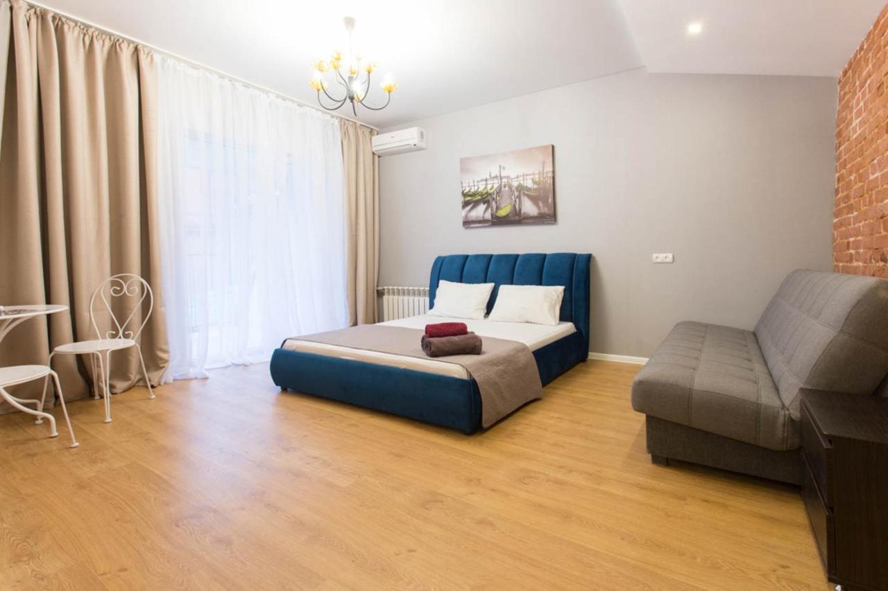 Studio Near Metro Yaroslava Mudroho, Universytet - Mykoly Khvylovoho Str 5-3 Harkiv Dış mekan fotoğraf