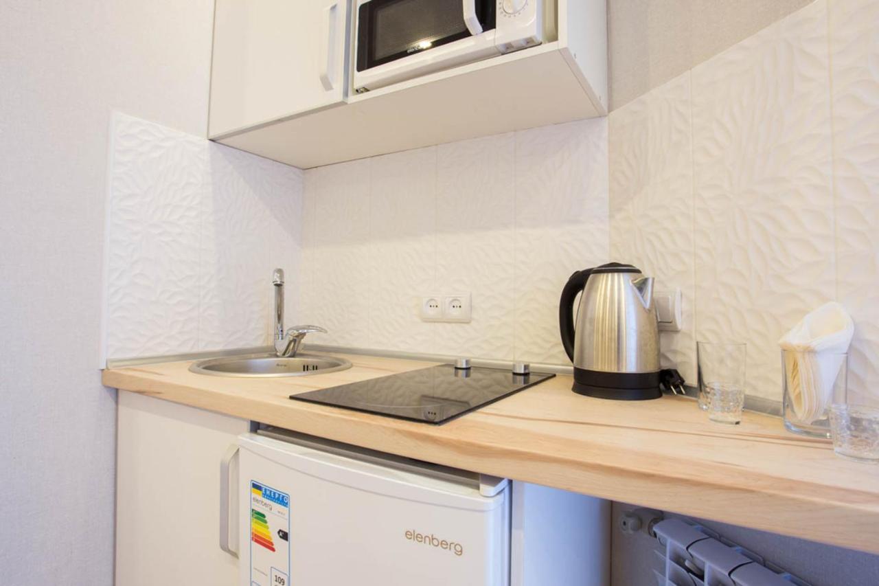 Studio Near Metro Yaroslava Mudroho, Universytet - Mykoly Khvylovoho Str 5-3 Harkiv Dış mekan fotoğraf