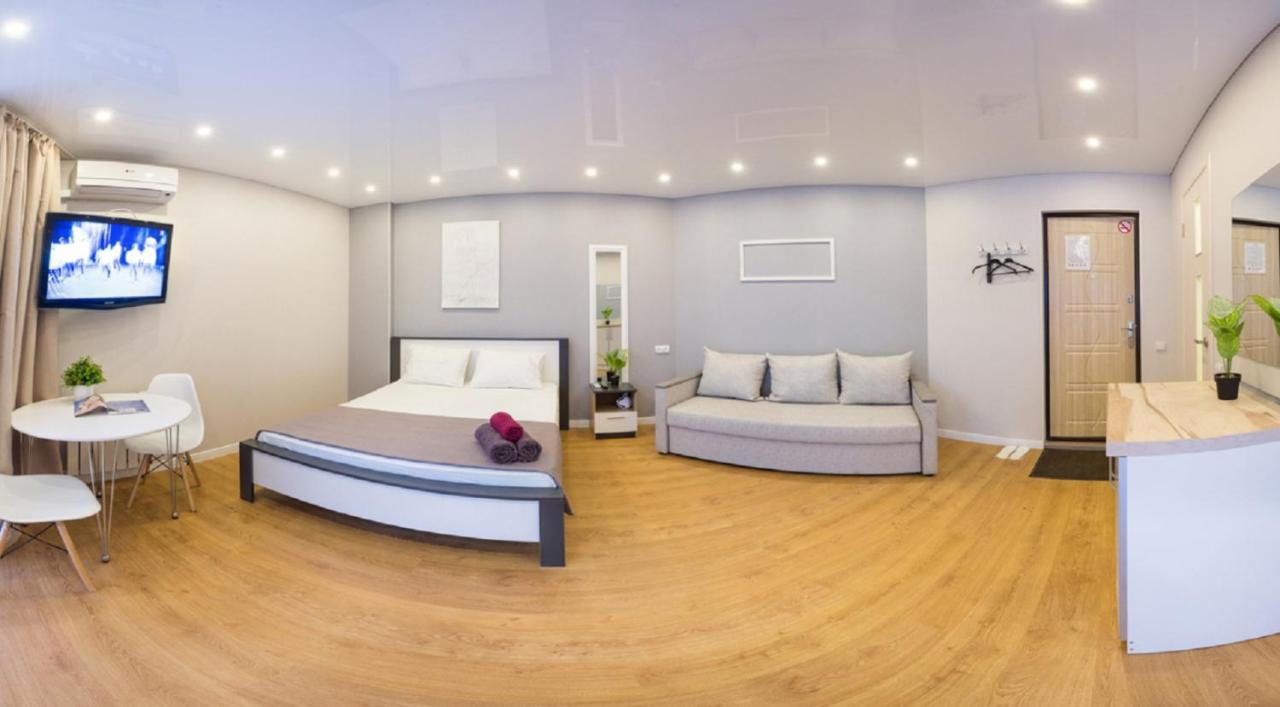 Studio Near Metro Yaroslava Mudroho, Universytet - Mykoly Khvylovoho Str 5-3 Harkiv Dış mekan fotoğraf